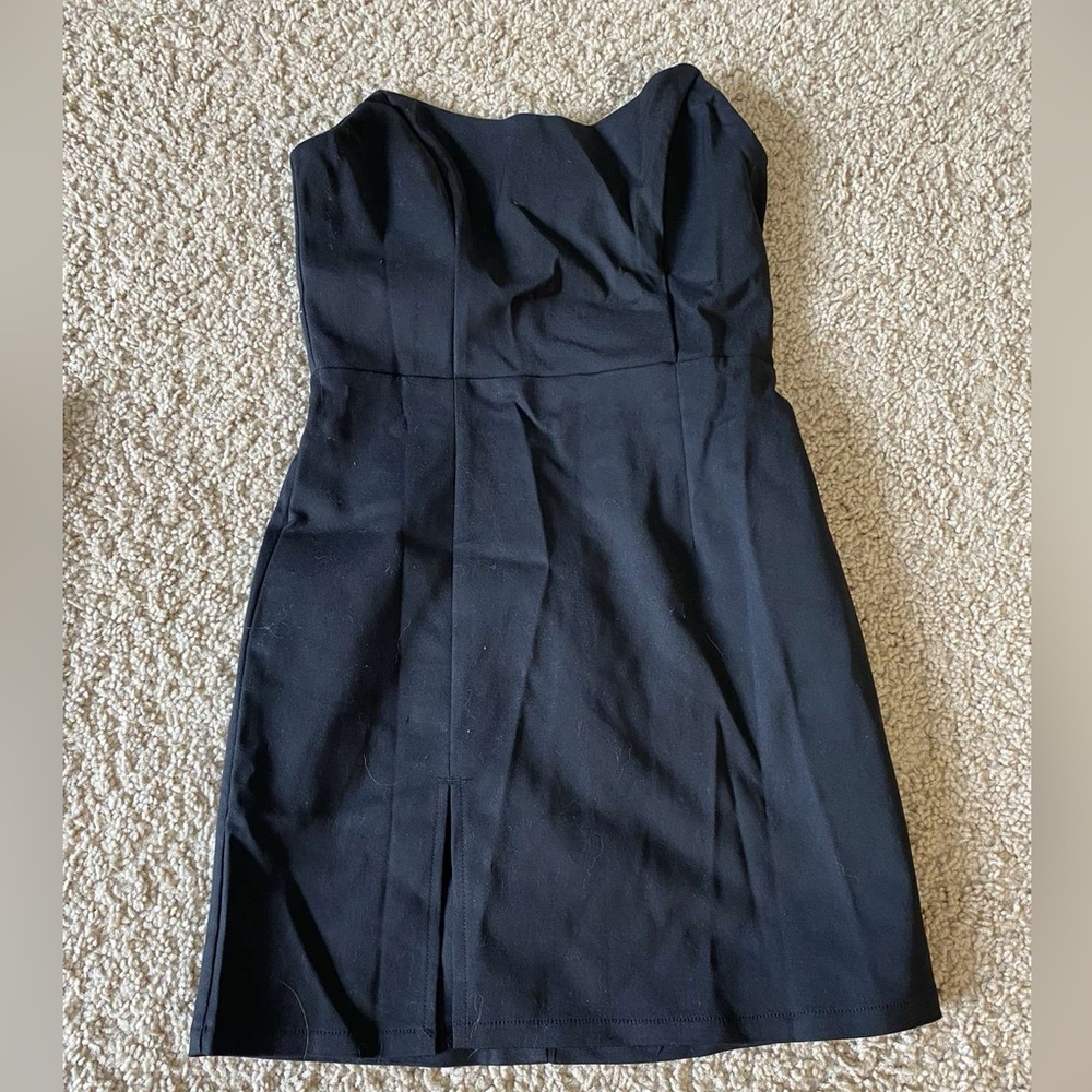 That’s So Fetch Black Lane Mini Dress
Never worn size 2